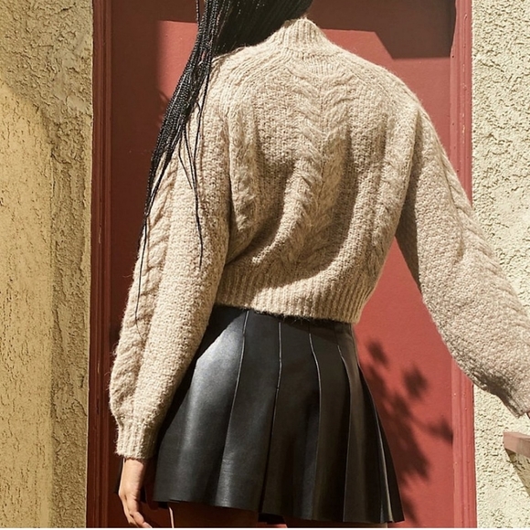 NWOT Aritzia Sunday Best Melly Cable Knit Sweater - Picture 14 of 17